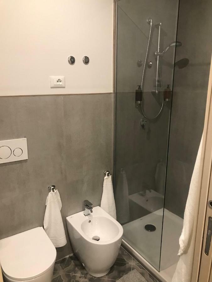 Vuciata Apartments 卡塔尼亚 外观 照片