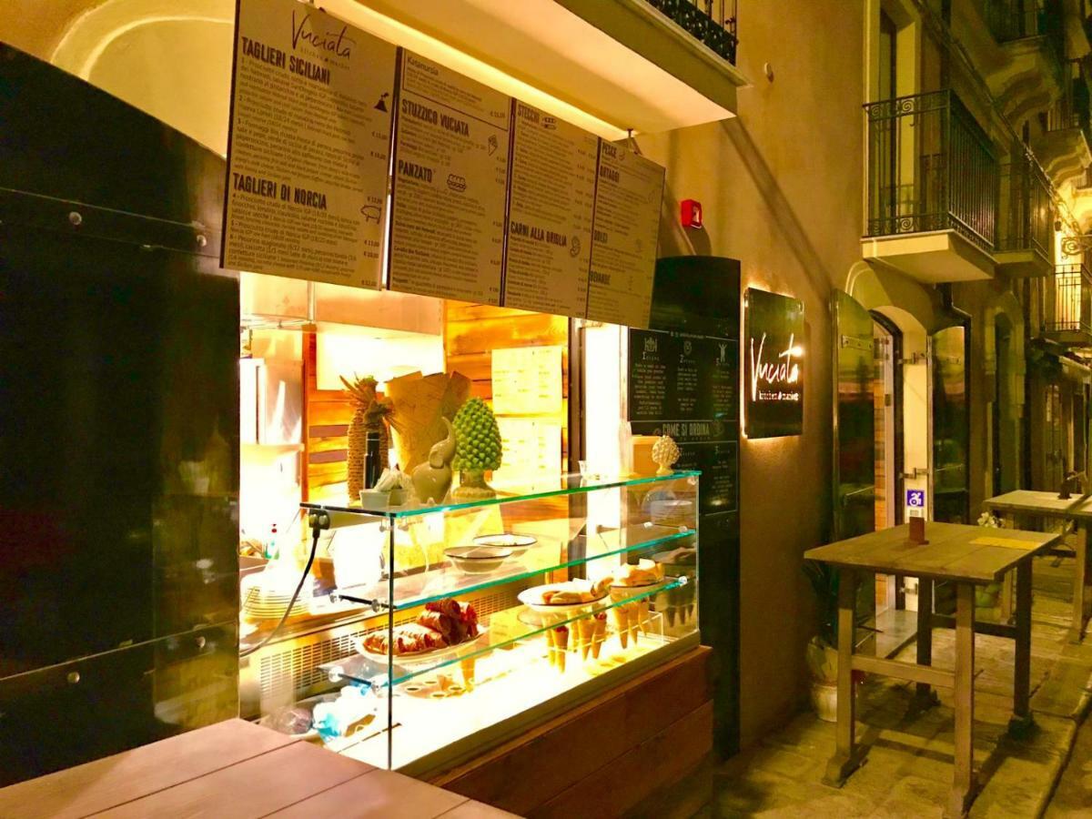 Vuciata Apartments 卡塔尼亚 外观 照片